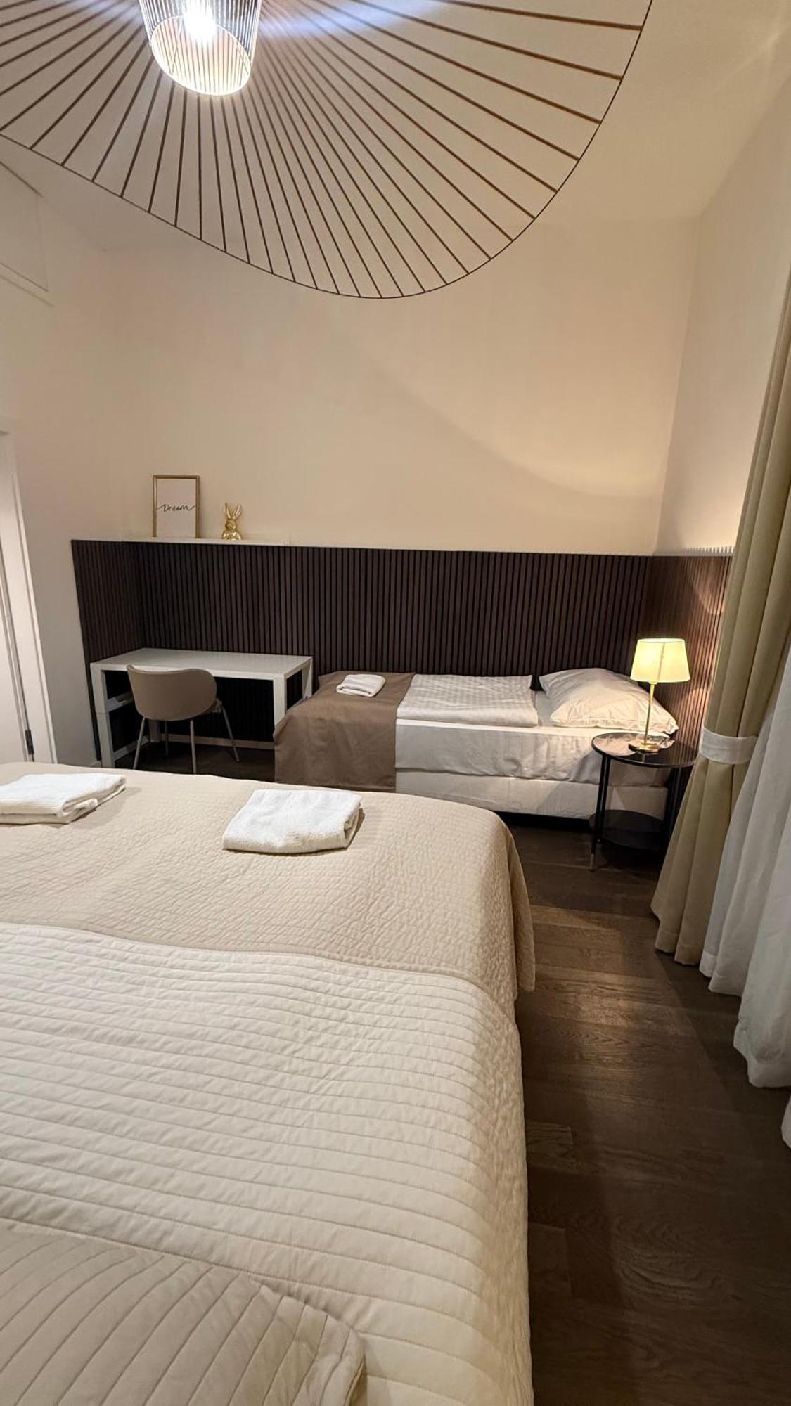 Luxury Modern Designed Oldtown Apartment Prága Kültér fotó