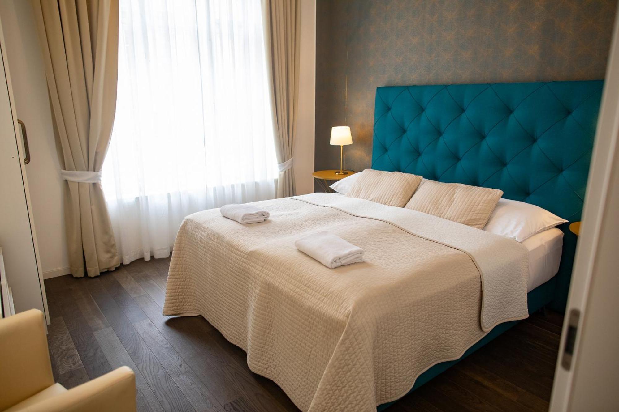 Luxury Modern Designed Oldtown Apartment Prága Kültér fotó