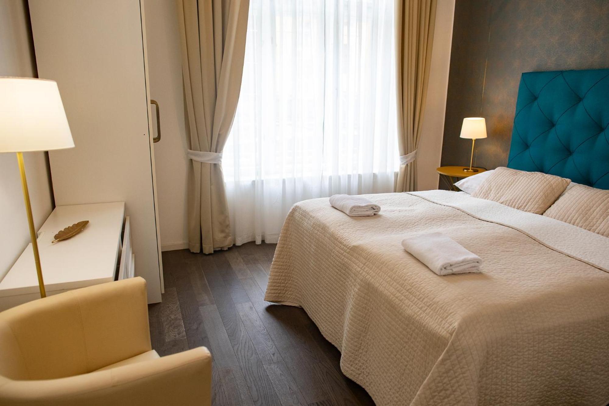 Luxury Modern Designed Oldtown Apartment Prága Kültér fotó