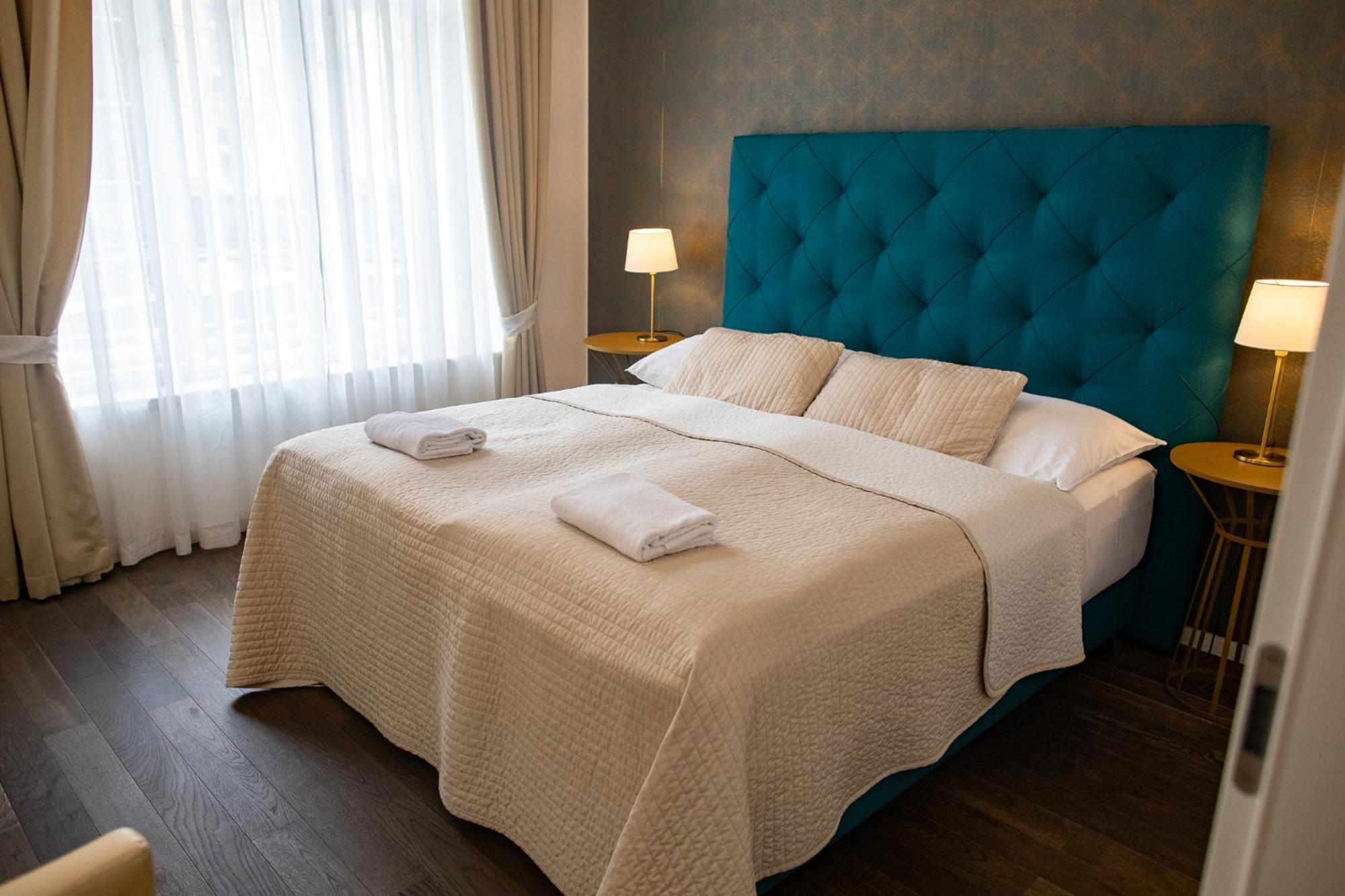 Luxury Modern Designed Oldtown Apartment Prága Kültér fotó