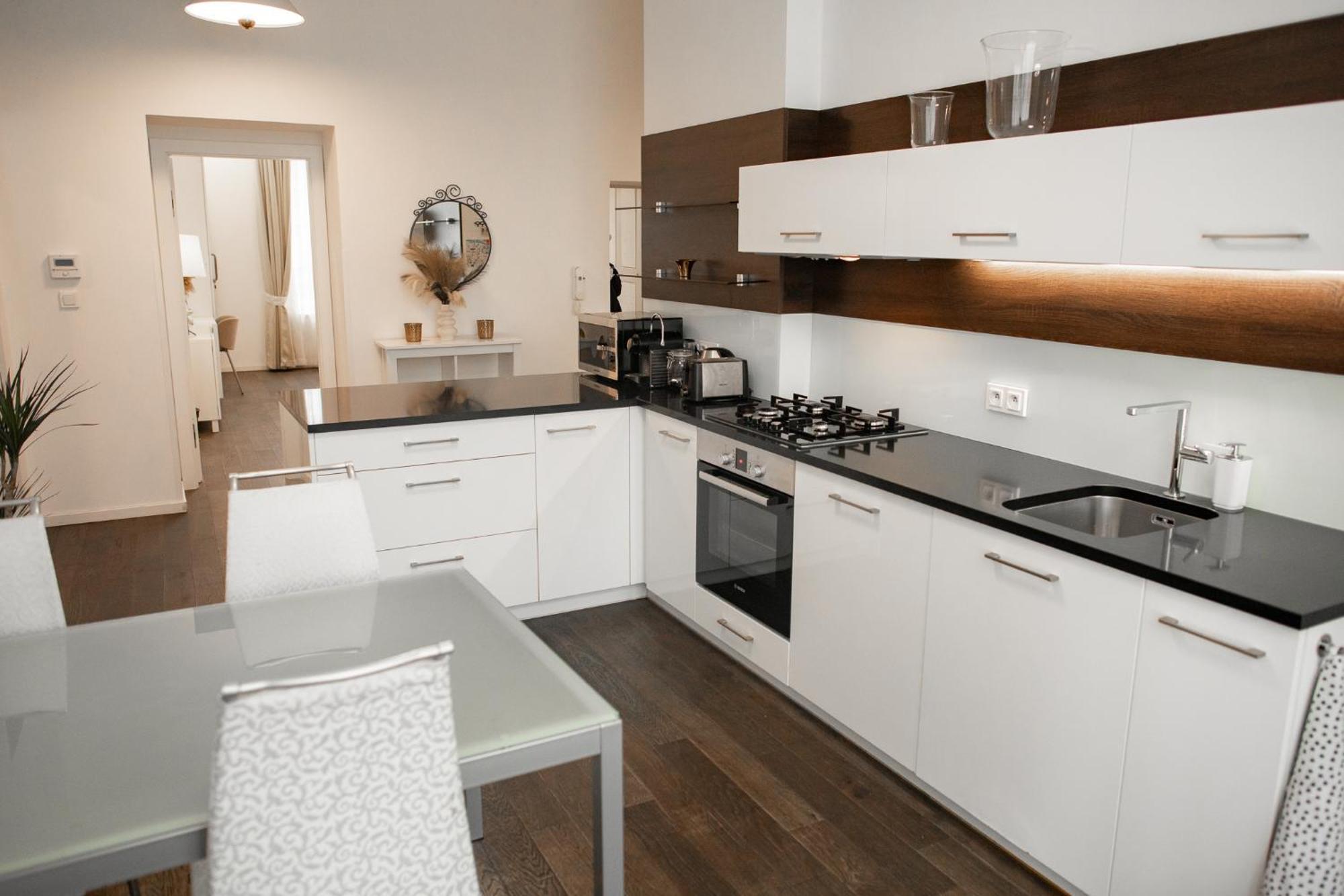 Luxury Modern Designed Oldtown Apartment Prága Kültér fotó