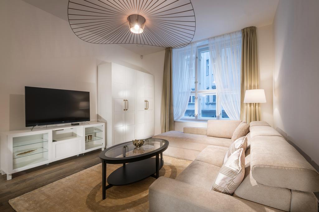 Luxury Modern Designed Oldtown Apartment Prága Kültér fotó