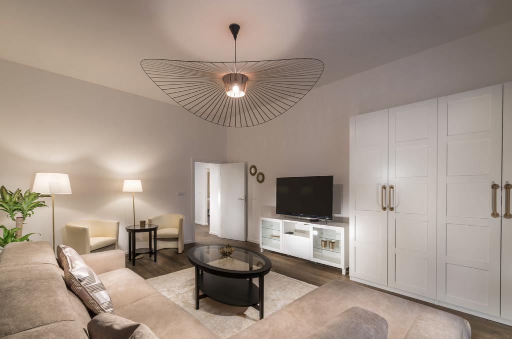 Luxury Modern Designed Oldtown Apartment Prága Kültér fotó