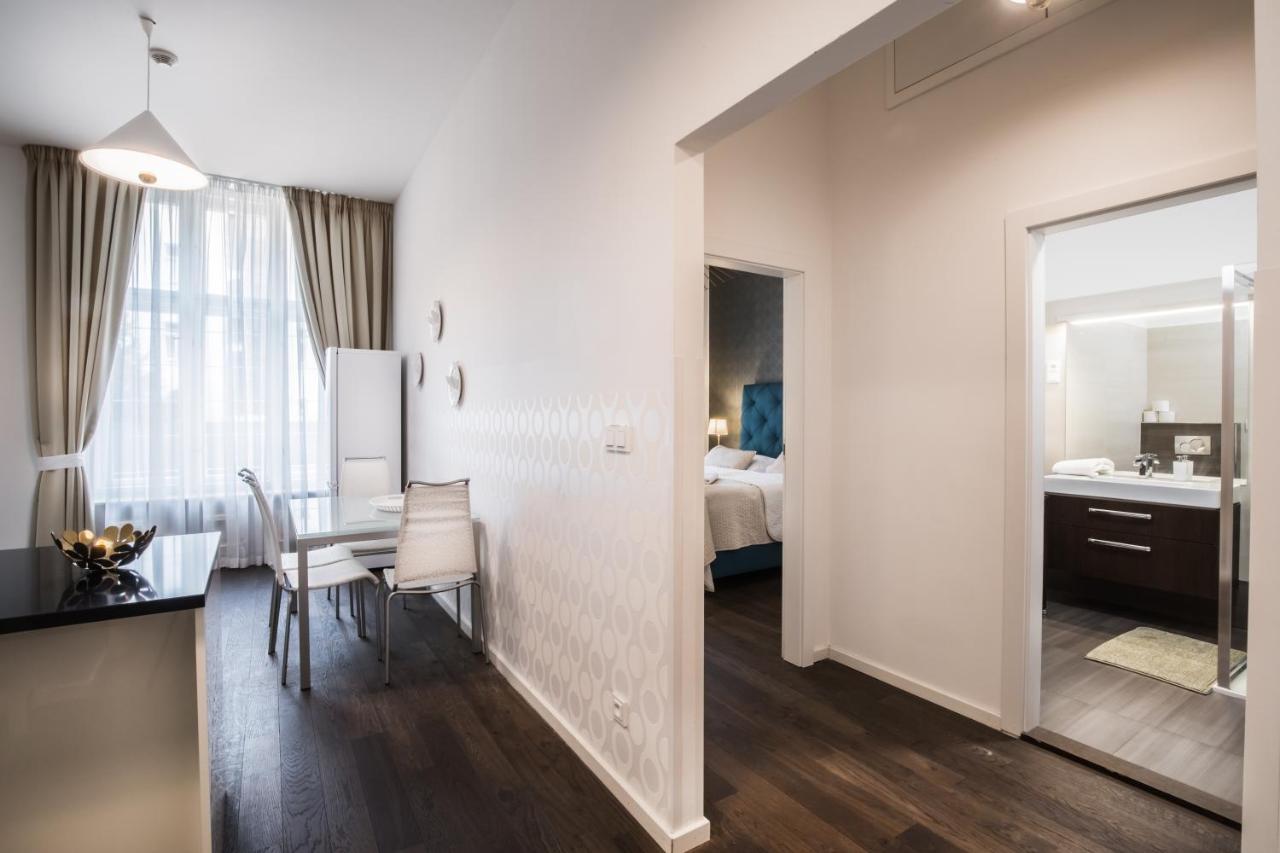 Luxury Modern Designed Oldtown Apartment Prága Kültér fotó